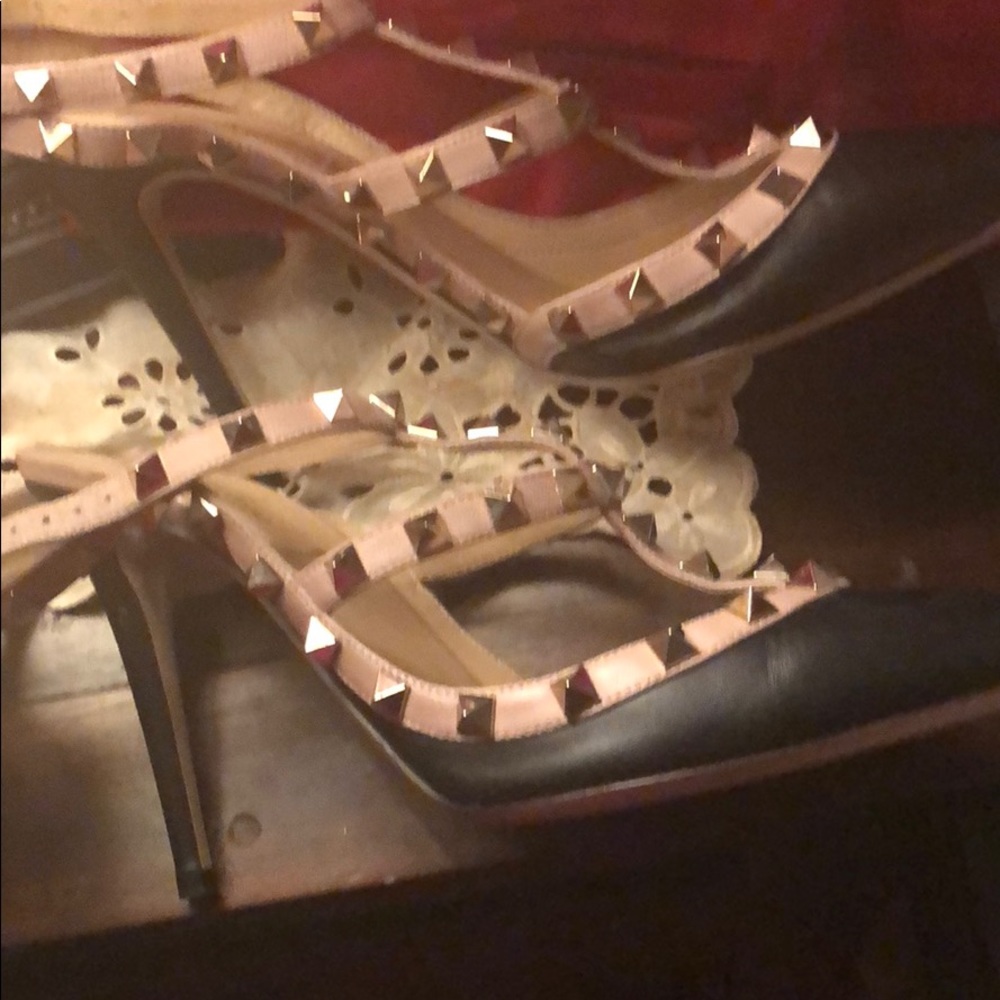 Valentino Rockstud